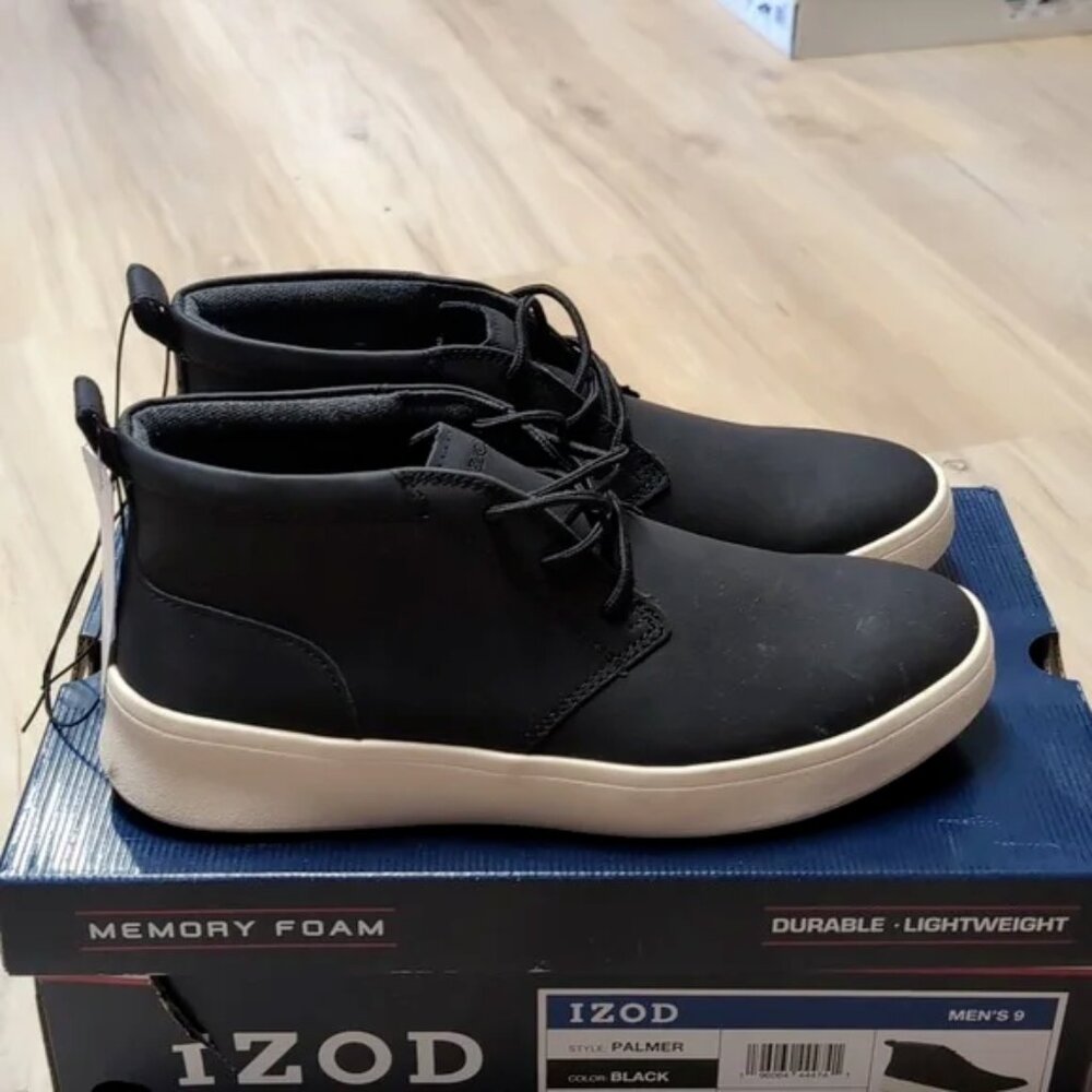 NIB IZOD Men's PALMER Chukka Boot - Black - 9